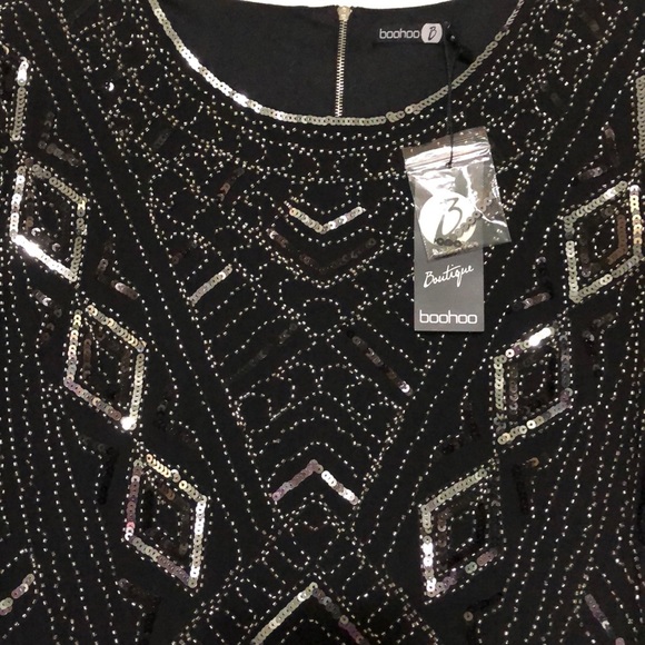 Embellished Cap Sleeve Shift Dress - Picture 4 of 4